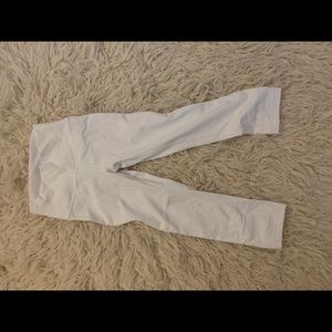 white lululemon leggings